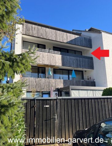 Modernisierte 3 Zimmerwohnung im 2.Obergeschoss mit Balkon, Aufzug und Schwimmbad in Borken, 46325 Borken, Wohnung