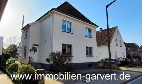 Großzügiges Einfamilienhaus mit Einliegerwohnung. Keller, Garage, Garten. Zentrumsnah in Borken, 46325 Borken, Einfamilienhaus