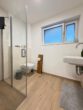 Vermietung! Junge moderne 2-Zimmer-Wohnung im 1. Obergeschoss mit Balkon in Borken - Bad