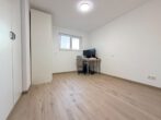 Vermietung! Junge moderne 2-Zimmer-Wohnung im 1. Obergeschoss mit Balkon in Borken - Schlafzimmer