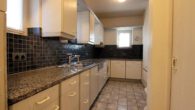 Einfamilienhaus über 60 trumpft auf! Gepflegt. Geräumig. Keller. Garage. Garten satt. Ruhig in Oeding - Küche