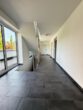 Vermietung! Junge, attraktive 3-Zimmerwohnung im Erdgeschoss, Terrasse, Garten, Tiefgarage, in zentraler, ruhiger Lage von Borken - Hausflur