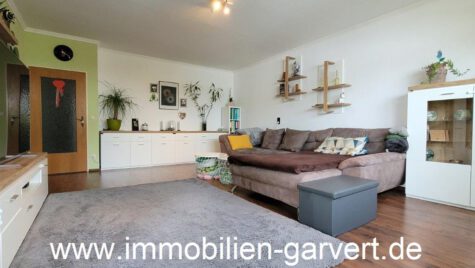 Maisonette! 3 Zimmer-Wohnung im 2. Ober-/Dachgeschoss mit Loggia und Garage, zentrumsnah in Borken, 46325 Borken, Wohnung