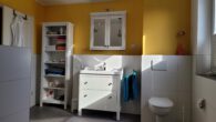 Vieles gemacht! Großzügiges Einfamilienhaus mit Garten, Balkon, Garage. Ruhig in Ramsdorf - Bad
