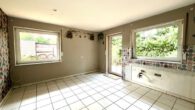 Zweifamilienhaus mit Garten, Balkon und Doppelgarage in Borken-Marbeck - EG-Küche