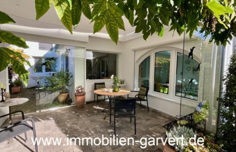 Attraktive Doppelhaushälfte mit Garten und Garage und mehr in Zentrumsnähe von Borken, 46325 Borken, Doppelhaushälfte