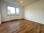 Kapitalanlage oder selbst einziehen! Renovierte 3-Zimmer-Wohnung, Balkon, 2. OG, Garage, ruhige Lage in Borken - Zimmer 1
