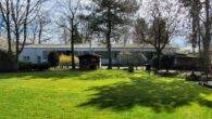 Wohnen und Arbeiten! Großzügiges Einfamilienhaus mit Gartenanlage und Gewerbegebäude in Borken - Halle