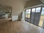 Vermietung - Helle 2-Zimmer-Dachgeschoss-Wohnung mit Garten in Borken-Marbeck (Außenbereich) - Wohnbereich