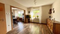 Einfamilienhaus mit Garten, Nebengebäude und Garage in Groß-Reken - Wohnzimmer