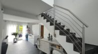 Ein Traum! Einfamilienhaus mit Garten, Garage, großem Grundstück und mehr in Velen, Randlage - EG Treppe Eingang