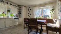 Mit Einliegerwohnung! Großes Einfamilienhaus mit Sommergarten, Doppelgarage, ruhig in Heiden - Küche